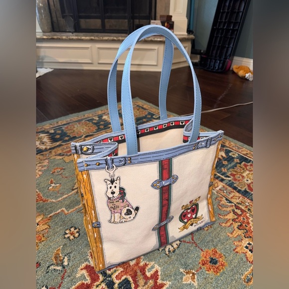 Brighton NWT In Love We Trust Exclusive Tom Clancy Artwork Queen of Hearts Tote - Picture 3 of 15